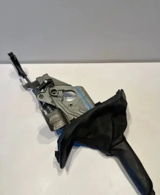 BMW 2 F22 F23 Handbrake/parking brake lever assembly 7846805 13599911