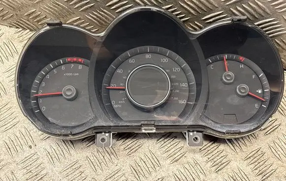 KIA Optima Speedometer (instrument cluster) 940312T270