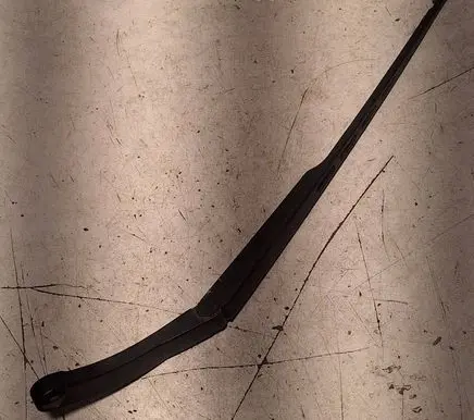 Front wiper blade arm