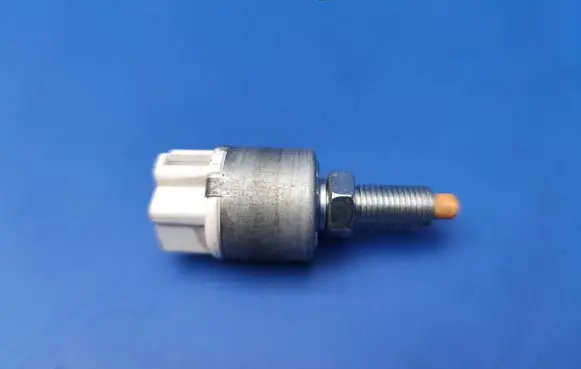 Lexus IS 220D-250-350 Brake pedal sensor switch 633E