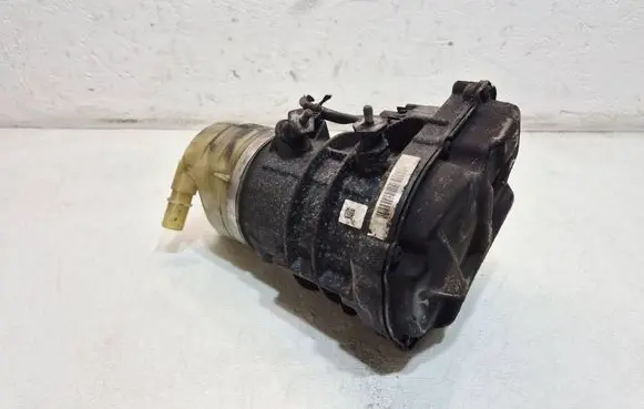 Ford S-MAX Power steering pump 6G913K514