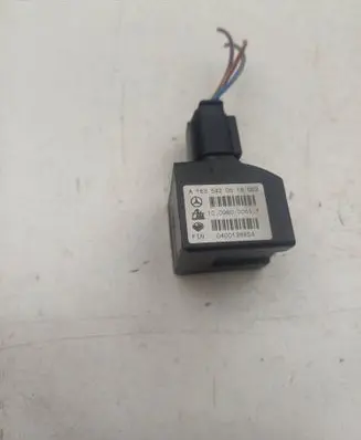 Mercedes-Benz C W203 ESP acceleration yaw rate sensor A1635420618 10098000511 0400128854