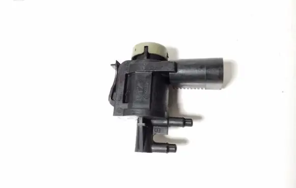 Audi A8 S8 D3 4E Turbo solenoid valve 1J0906283C