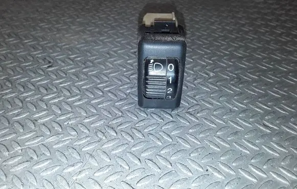 Isuzu Trooper Headlight level height control switch