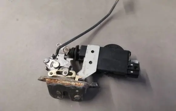 Subaru Legacy Loading door lock JAPAN