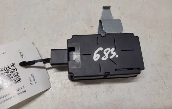 Mazda 6 Keyless (KESSY) go control unit/module DF71675RZ K2224 5WK49093