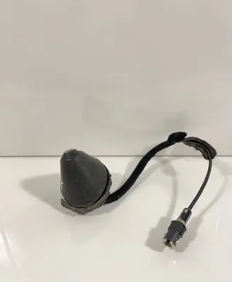 Audi A6 S6 C5 4B Radio antenna 4B9035501K
