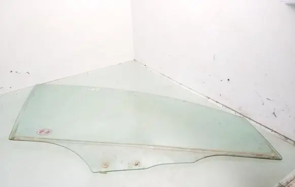Mazda 3 I Front door window glass four-door AS2