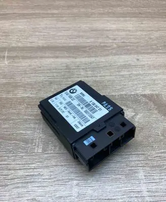 BMW 3 E90 E91 Other control units/modules 9130047 00401838C2