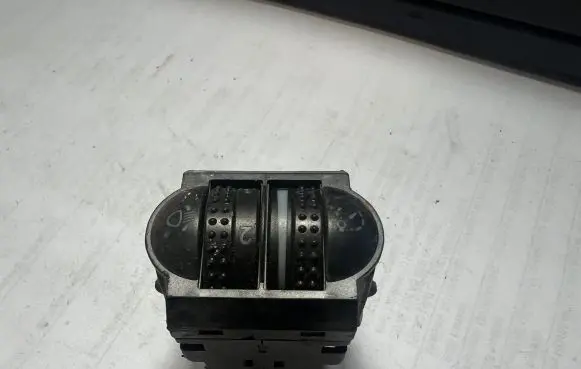 Skoda Superb B5 (3U) Headlight level height control switch 3B0941333A