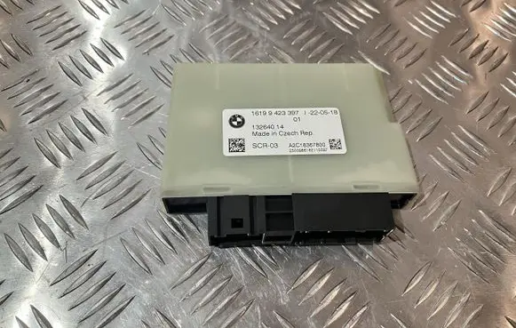 BMW 5 G30 G31 G38 Adblue control unit 9423397
