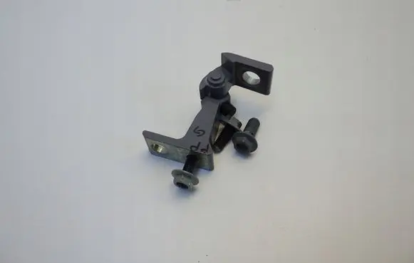 Volkswagen Golf VIII Front door upper hinge 5H0831402A