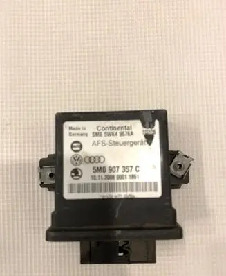 Skoda Octavia Mk2 (1Z) Light module LCM 5M0907357C 5WK49676A