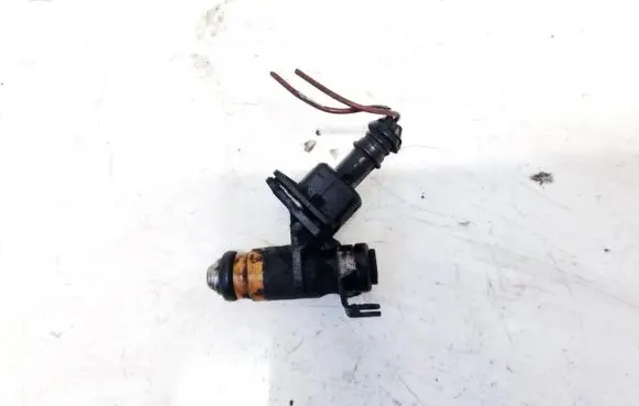 Fuel injector