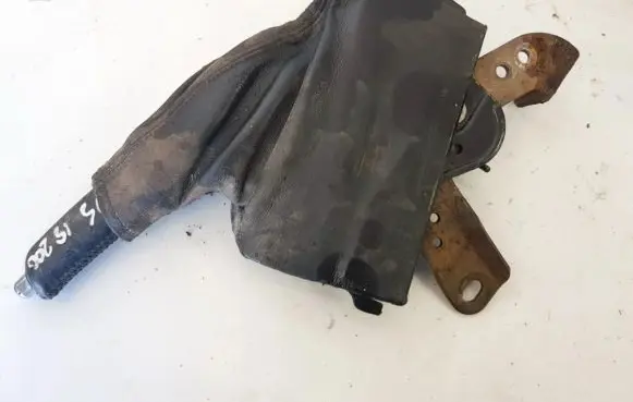 Lexus IS 200-300 Handbrake/parking brake lever assembly