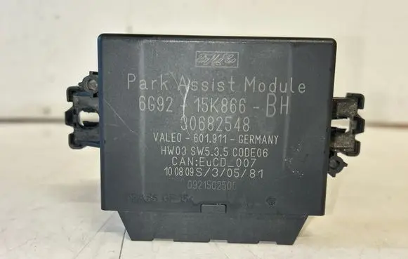 Volvo V70 Parking PDC control unit/module 30682548