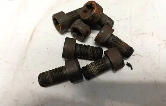 Mercedes-Benz A W168 Nuts/bolts 