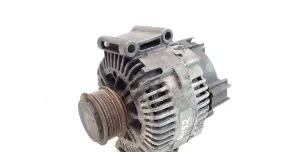 Audi A6 S6 C6 4F Generator/alternator