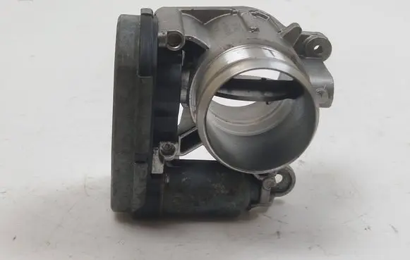 Jaguar XF X250 Throttle valve 968788828001 B130080923