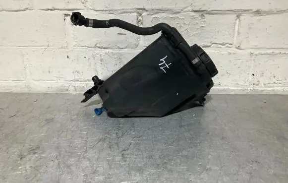 BMW 5 F10 F11 Coolant expansion tank/reservoir 7601948 1008611