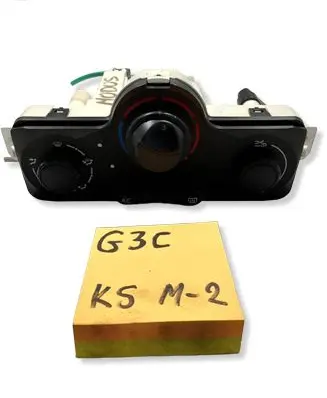 Renault Modus Central console control unit 007896