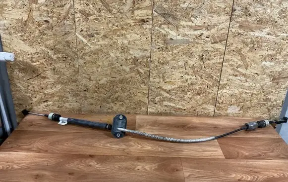 Ford Mondeo MK IV Gear shift cable linkage 8G917E395AA