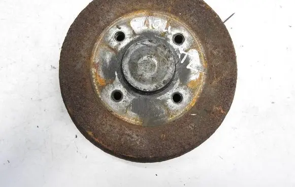 Renault Clio IV Rear wheel hub