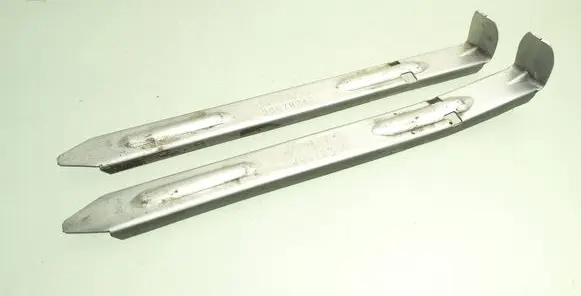 Volvo S80 Headlight/headlamp mounting bracket 30678340