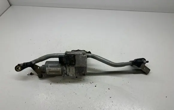 Audi A4 S4 B8 8K Front wiper linkage and motor 8K1955119A 8T1955119