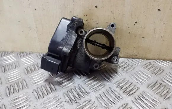 Audi A3 S3 8P Throttle valve 03G128063F