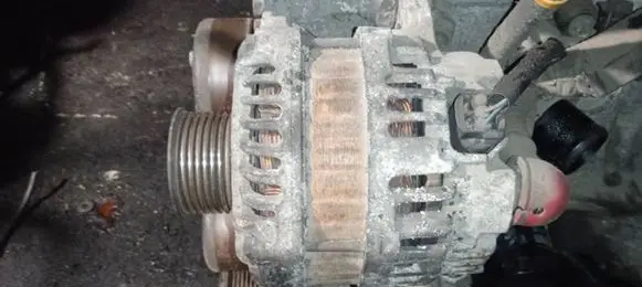Nissan Note (E11) Generator/alternator 23100BC400 A2TJ0291ZE