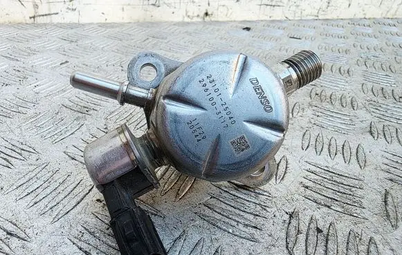 Fuel injection high pressure pump