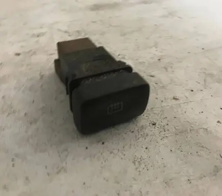 Toyota Avensis T220 Windscreen/window heater switch 