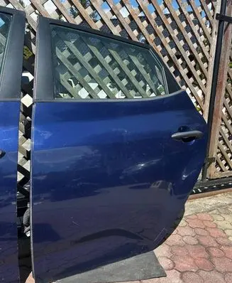 KIA Venga Rear door 