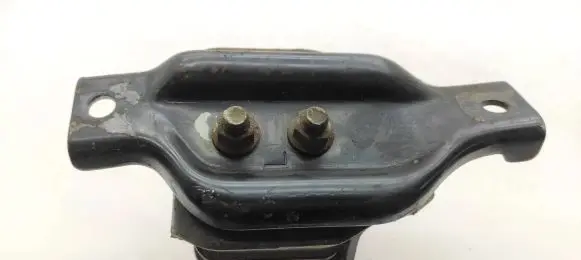 Subaru Forester SF Engine mount bracket 41022FA091