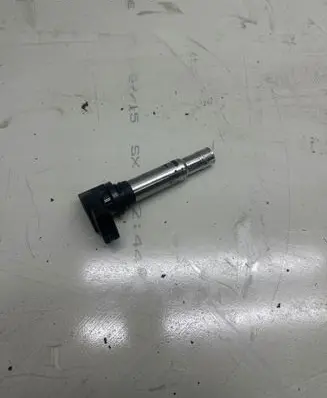 High voltage ignition coil