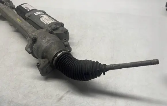 BMW 1 F20 F21 Steering rack 32106881067