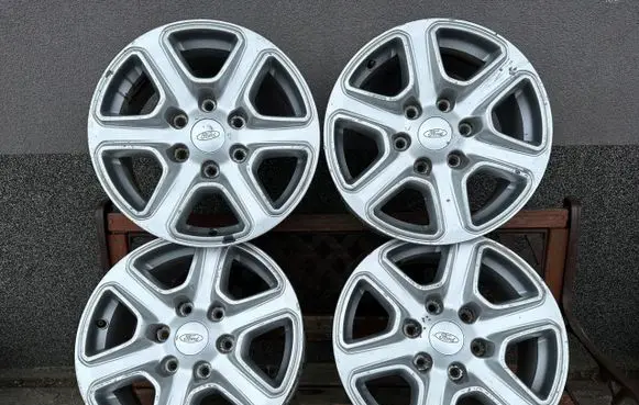 Ford Ranger R17 alloy rim 