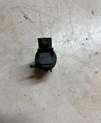 Toyota RAV 4 (XA30) Windscreen/windshield washer pump 8533071010 0602104840 012V12G0