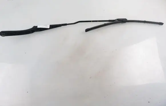 Audi A4 S4 B8 8K Front wiper blade arm 8K1955408