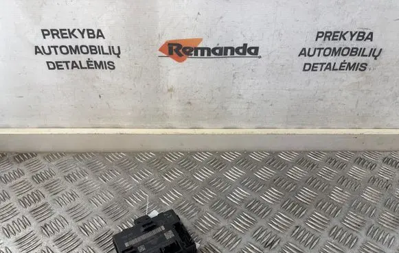 Audi TT TTS RS Mk3 8S Door control unit/module 5Q0959593K