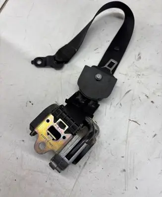 Mercedes-Benz E W211 Front seatbelt 2118600285