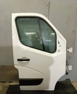 Renault Master III Front door