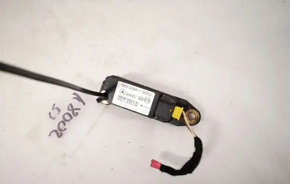 Mercedes-Benz CLK A209 C209 Airbag deployment crash/impact sensor 0018204426