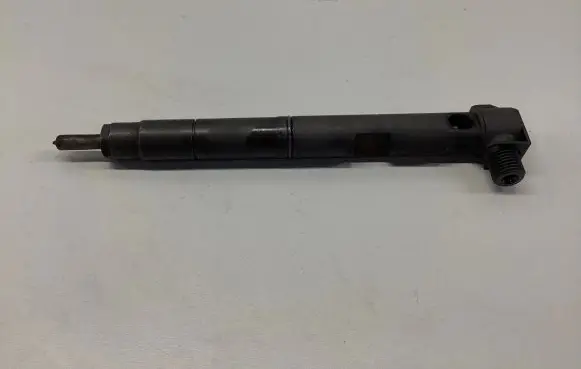 KIA Rio Fuel injector 338002A780