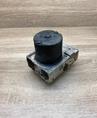 BMW 5 E39 ABS Pump 6755739 0265225005