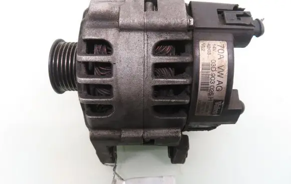 Skoda Fabia Mk1 (6Y) Generator/alternator 03D903025H