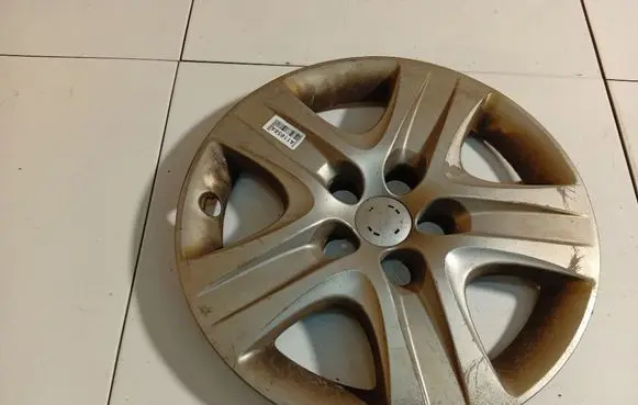 Opel Insignia A R17 wheel hub/cap/trim 13312568