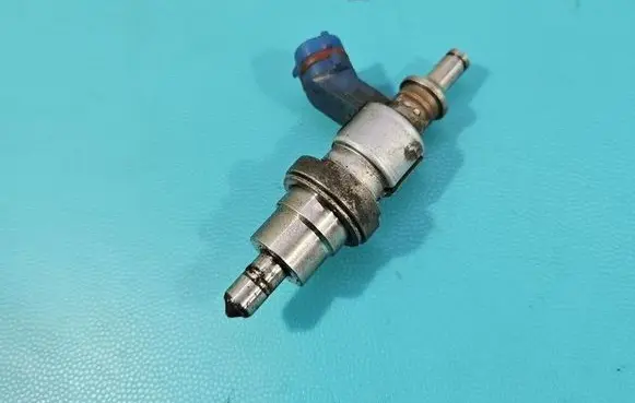 Toyota Avensis T250 Fuel injector 2325028090 IMPRK1557714