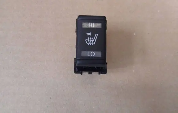 Nissan X-Trail T32 Seat heating switch 255003TA1A